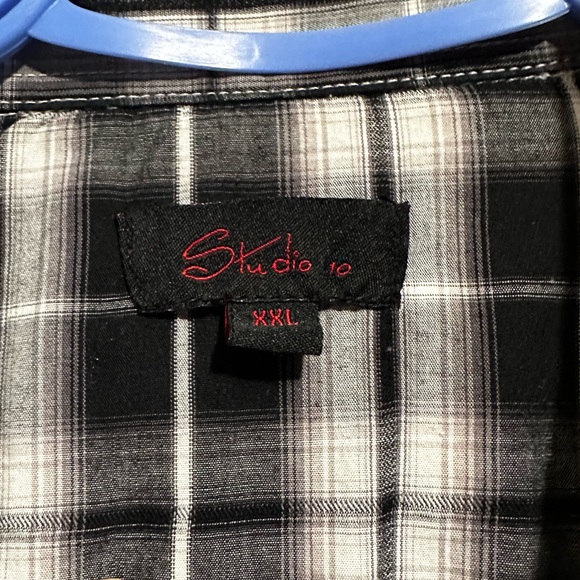 Men’s dress shirt - Picture 2 of 3